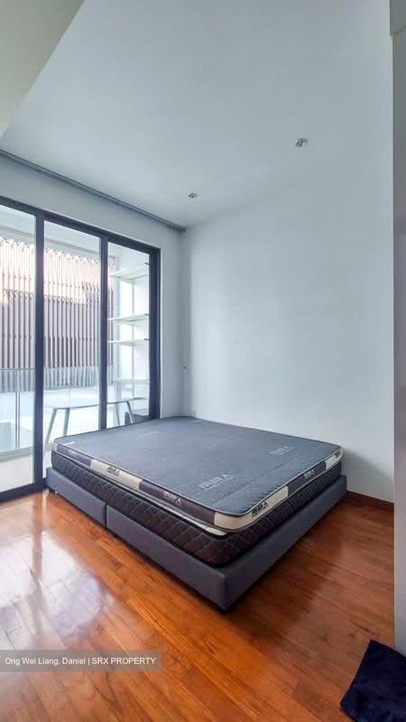 iSuites @ Palm (D19), Apartment #580803861
